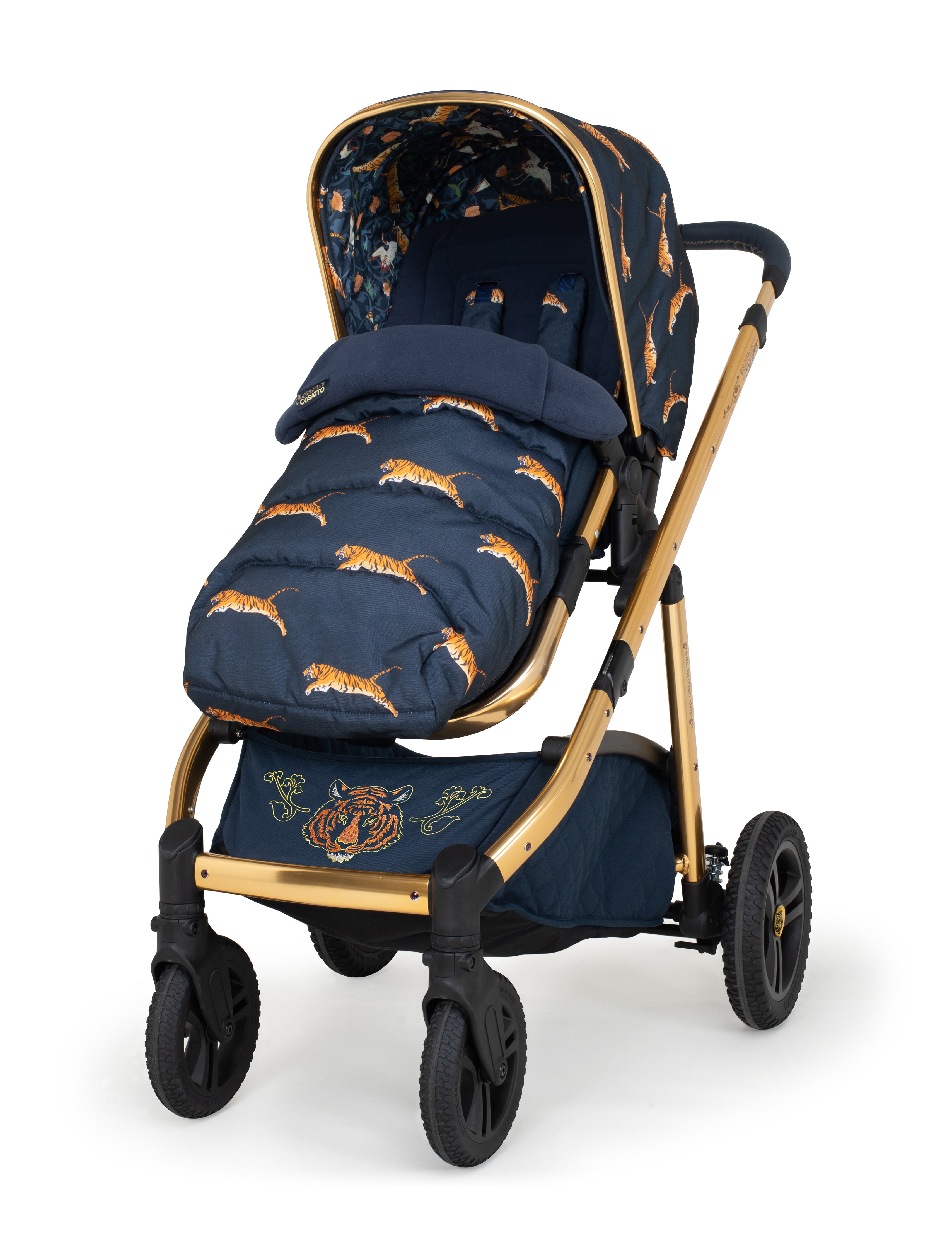 Wow Continental Pram and Pushchair Bundle On the Prowl