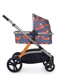 Wow XL Car Seat and i-Size Base Bundle Charcoal Mister Fox